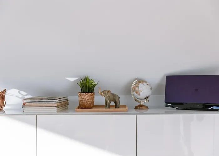 Huswell - Bright Overlooking The 3 Towers Of * Gand