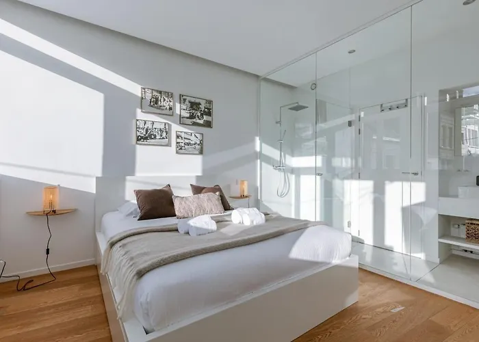 Huswell - Bright Overlooking The 3 Towers Of Appartement *