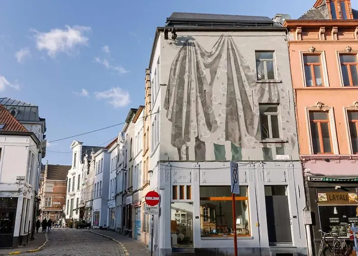 Huswell - Bright Overlooking The 3 Towers Of Appartement Gand